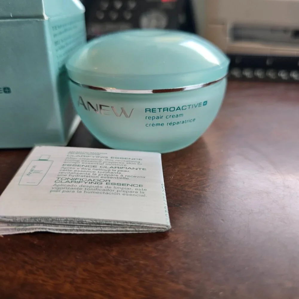 Vintage Avon Anew Retroactive+ Repair Cream - 50ml / 1.7 oz - NIB